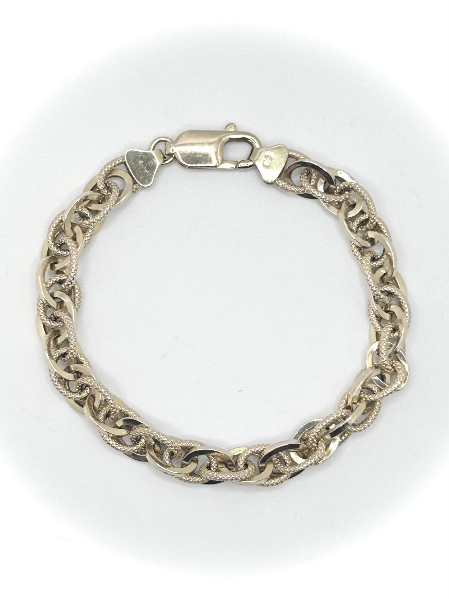 14KT Yellow Gold Bracelet 6 15/16” 7.04 grams Italy