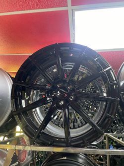 22” Strada Wheels