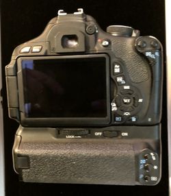 Canon T3i with grip