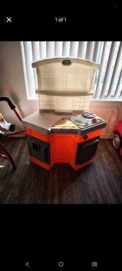 Toy Kitchen