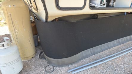 Travel trailer fifth wheel skirting Travel trailer fifth wheel skirting