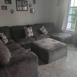 Ballinasloe Platinum LAF Sectional /couch 