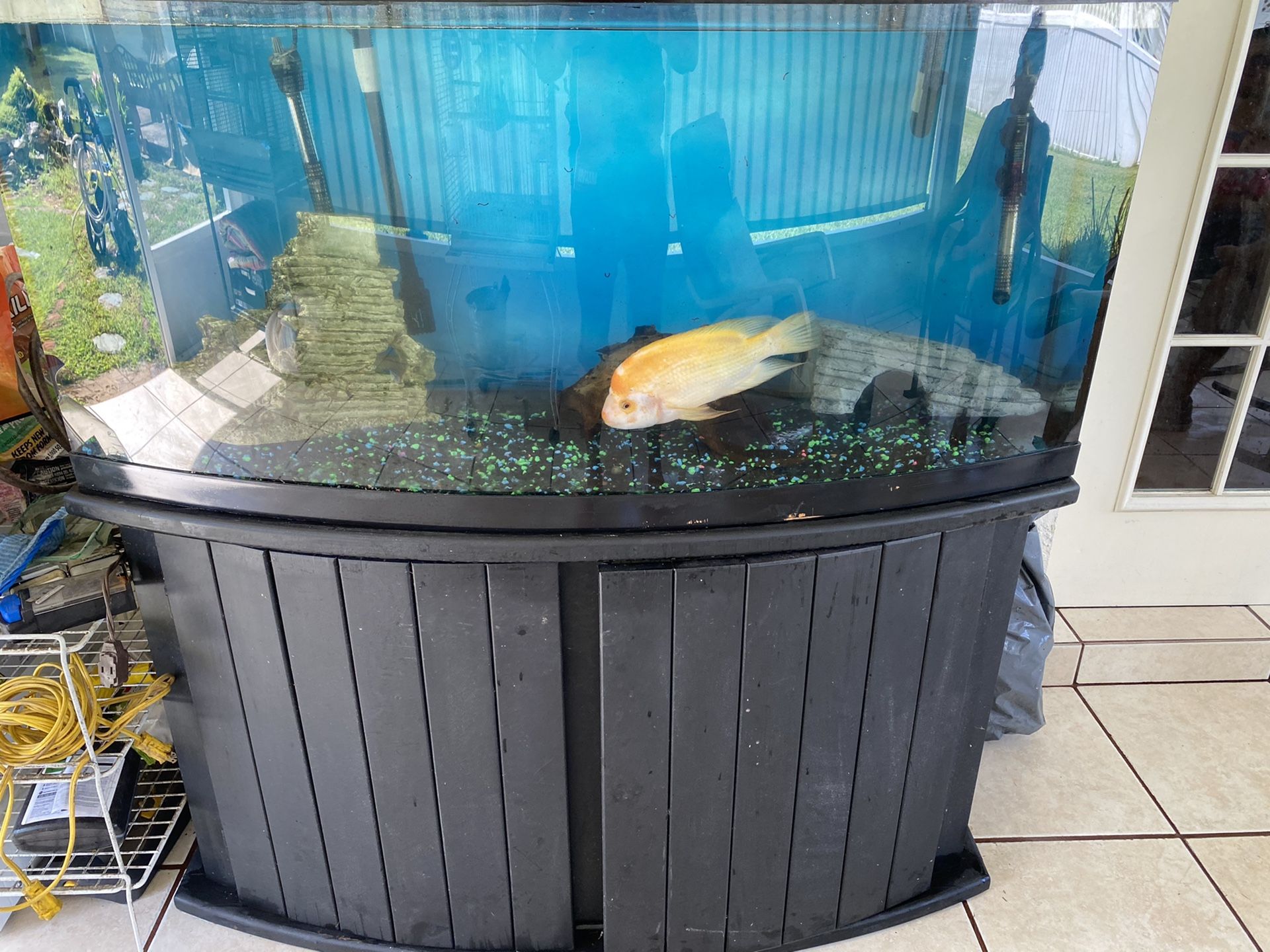 72 gallons half moon fresh water tank