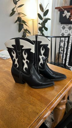 Cowgirl Boots 