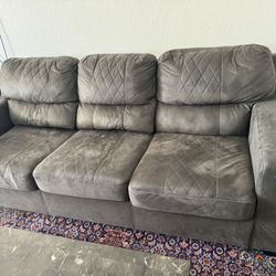 Couch With Coffee Table 