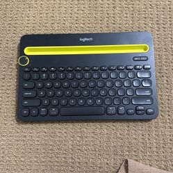 Logitech Bluetooth Multi-Device Keyboard K480 for Computers, Tablets and Smartphones. Black, Compact, Dial and Switch, Spill-Resistant Keyboard 