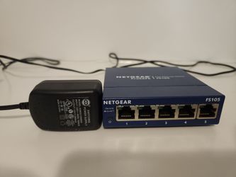 NETGEAR 5-Port Ethernet 10/100 Unmanaged Switch (FS105)