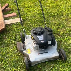 NICE PUSH MOWER 