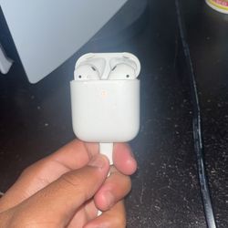 AirPods