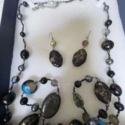 Black Stone Necklaces 