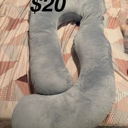 Pregnancy pillow