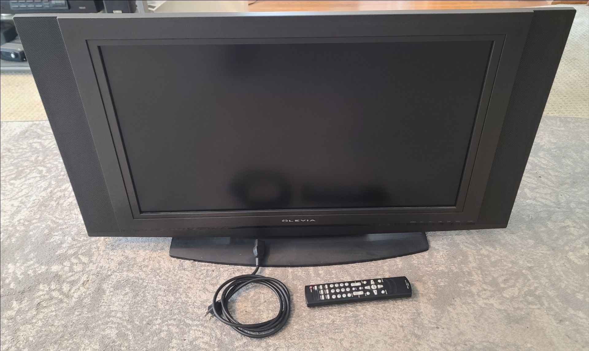 Olevia LCD TV