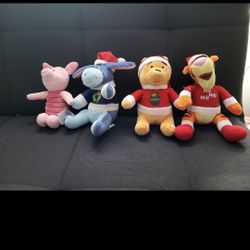 Winnie the Pooh Plush Characters - Lot of 4 Christmas  Disney