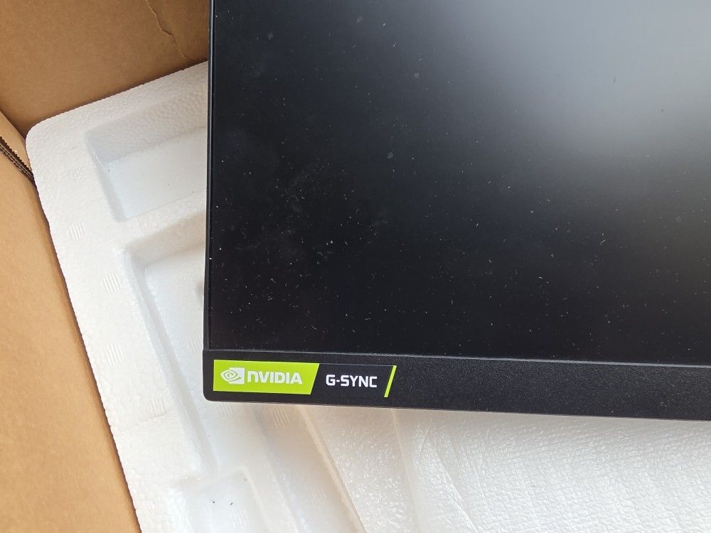 LG UltraGear QHD 27โณ Gaming Monitor 27GL83AโB