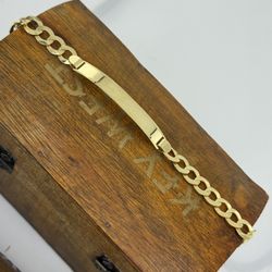 Gold Bracelet name Plate