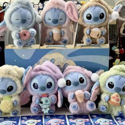 MINISO STITCH EAT SOMETHING BEFORE SLEEP SERIES VINYL FIGURE