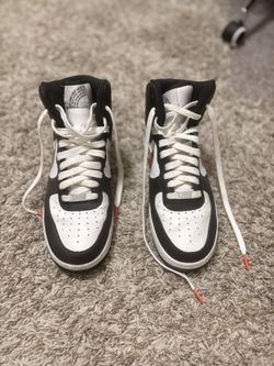Men’s Nike Airs Size 8.5
