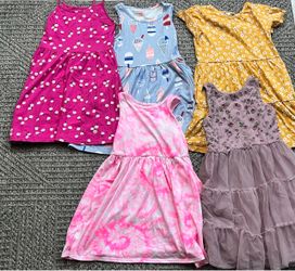 Lot of 165 pieces Girls clothing size 6-8