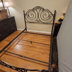 Queen Bed With Box Spring,frame, And Headboard. 