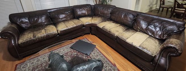 Sectional sofa - leather