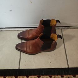 MEN'S ITALIAN MADE MAGNINI DRESS BOOTS SIZE 9 BROWN COLOR