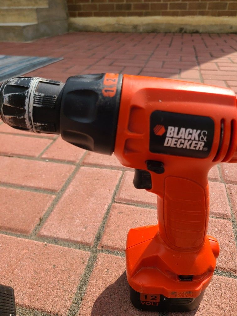 Black & Decker 12v Drill