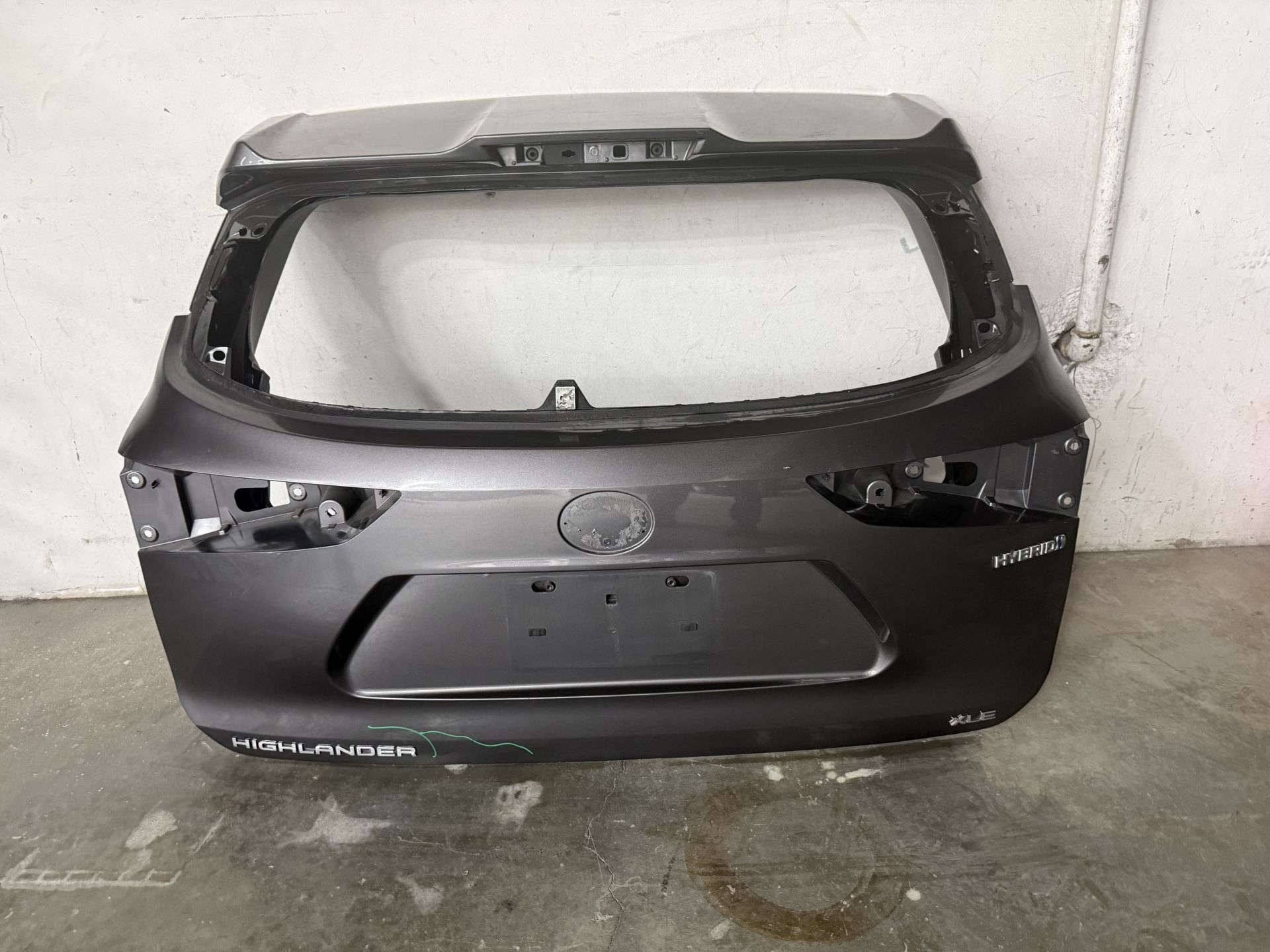 2020-2024 TOYOTA HIGHLANDER TAILGATE oem usado