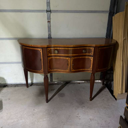 Councill Craftsmen Sheraton-style sideboard crafted from mahogany and satinwood