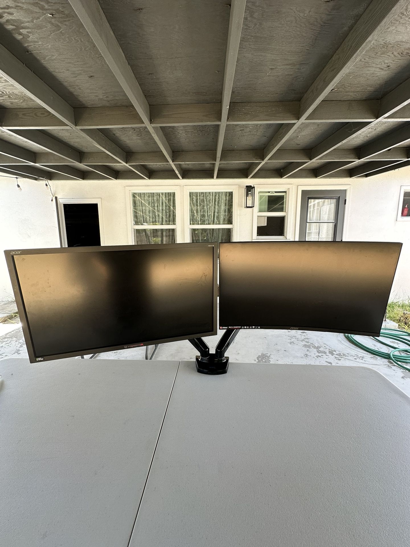 Dual Mounted Gaming Monitors