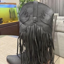 New cowboy boots, size 6.5