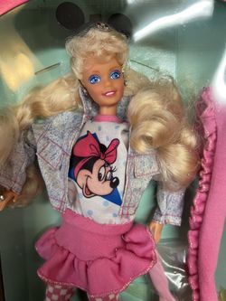 Special Limited Edition Disney Character Fashions Barbie doll from 1990. This is a vintage, limited edition Barbie doll produced by Mattel.  The produ