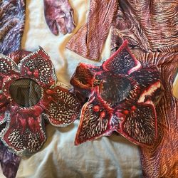 Demogorgon  Stranger Things Monster Child Costumes  2 Sets