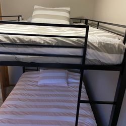 Super Nice Full Top And Bottom Bunk Bed