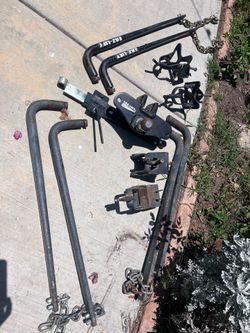 Hitch with weight distribution