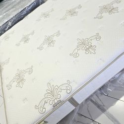 King Sizes Mattress And Box Spring 