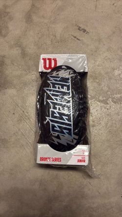 Wilson Junior Football NEMESIS age9 Black