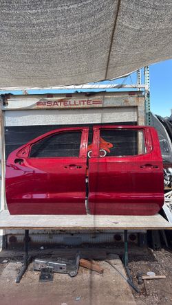 2022 Silverado High Country Door Shells Driver OEM 2026