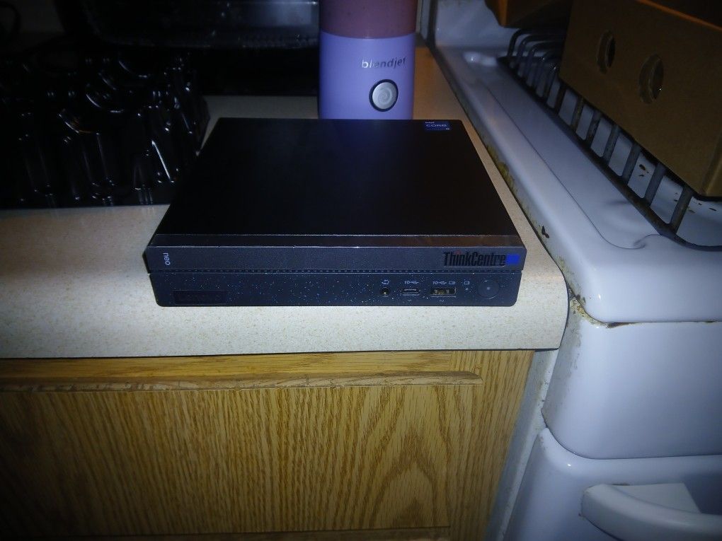 LENOVO THINK CENTRE NEO GEN 4 50Q DESKTOP W/ WIRELESS KEYBOARD/MOUSE