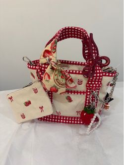 Fourth of July strawberry bag