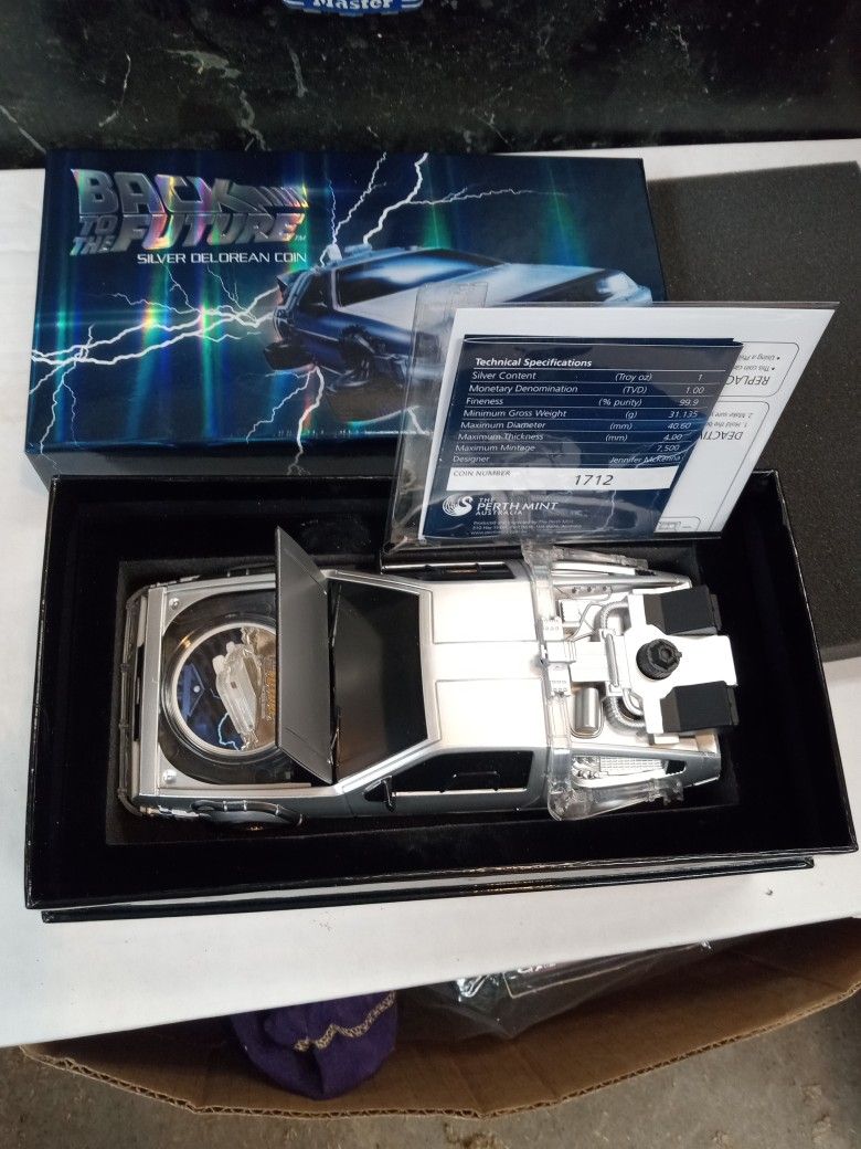 2015 Back To The Future 1 Oz Silver Delorean Proof Coin With Light Up Car