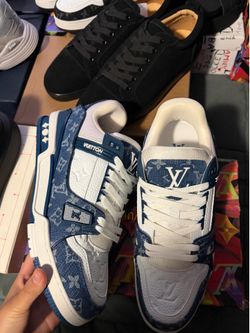 Blue lv trainers