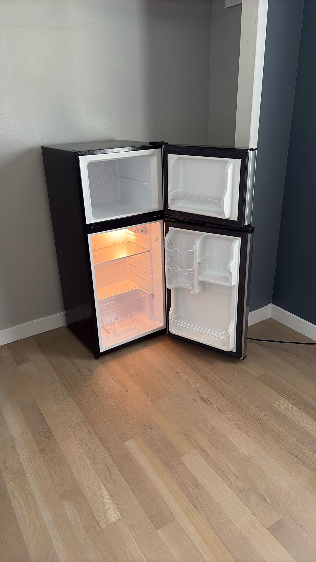 Small Refrigerator