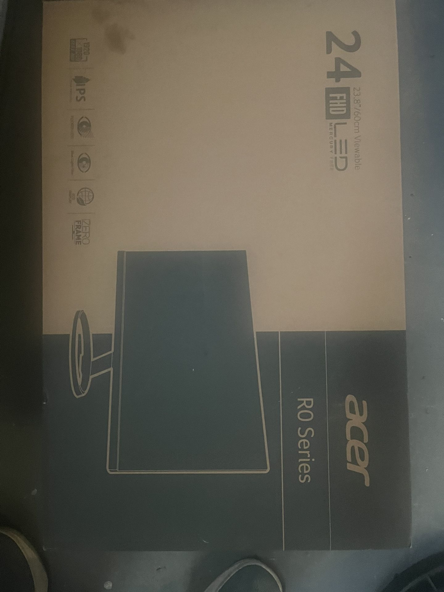 24 In Acer Monitor