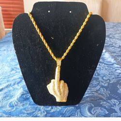 14k Gold-plated 30-in Chain With Pendant