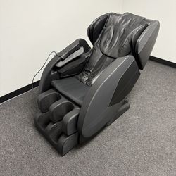 Zero Gravity Massage Chair - Brand new in box