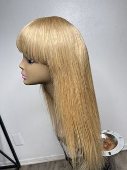 Straight Blonde With bang