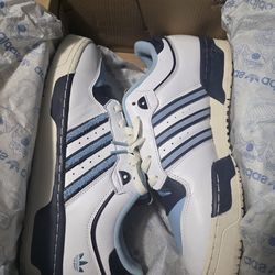 Shoes all in great condition.  All priced to sell.