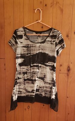 Black And White Blouse Size S