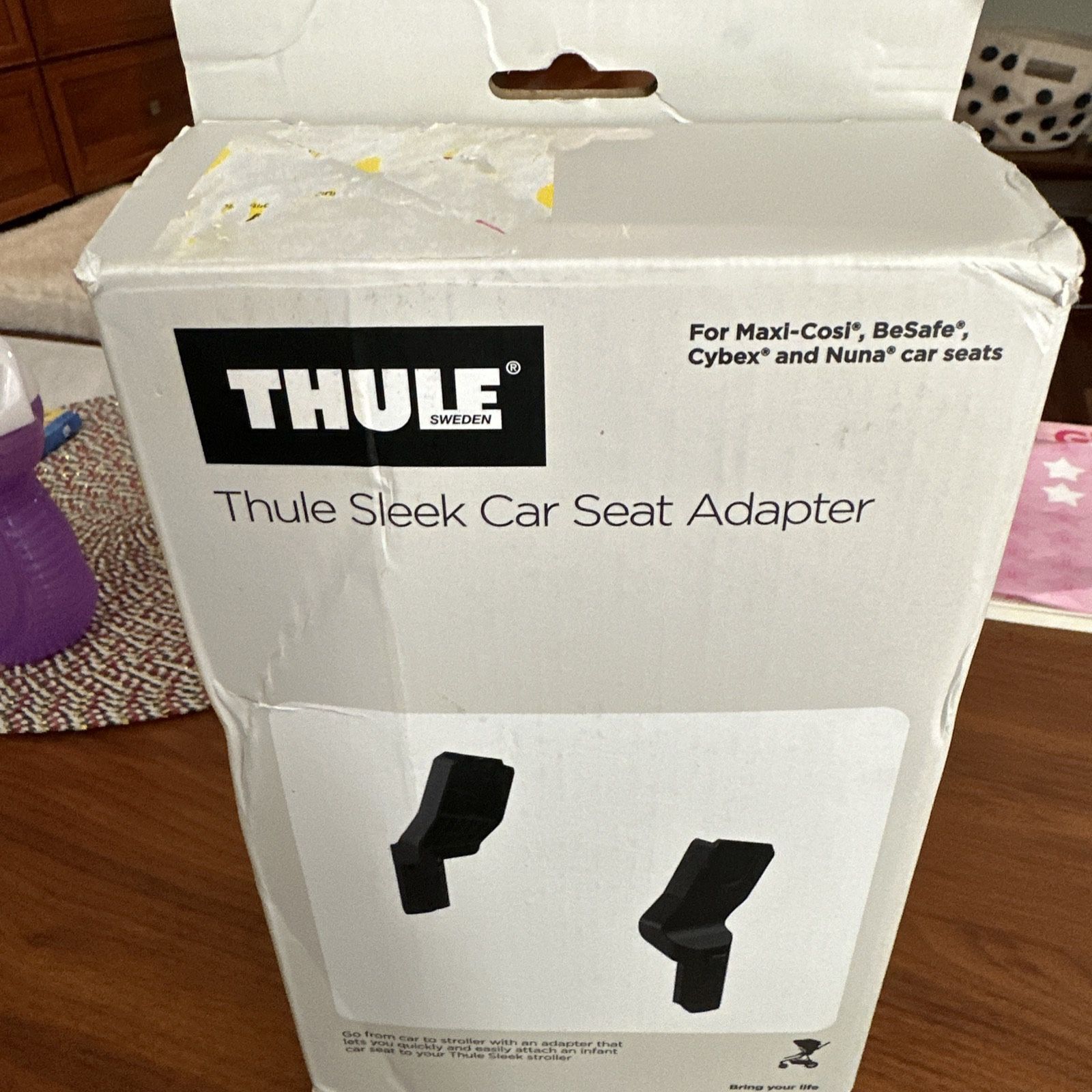 Thule Sleek Car Seat Adapter