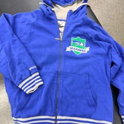 Seattle Seahawks throwback  XL Mens Zip up Hoodie Mitchell & ness